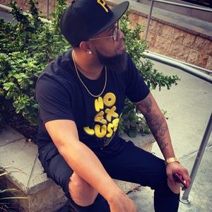 Meet your Posher, Deray